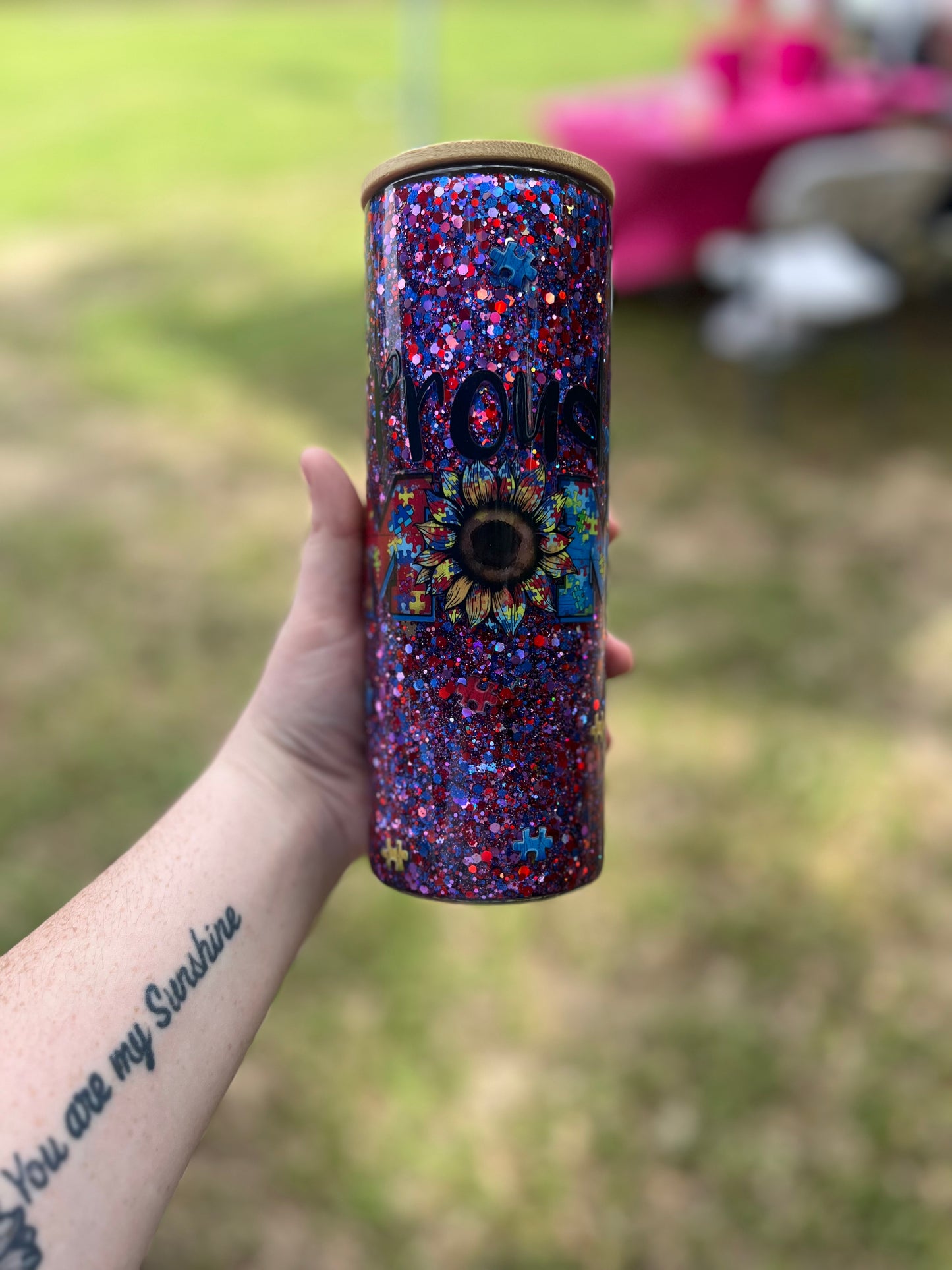 20oz Glass - Proud Autism Mom