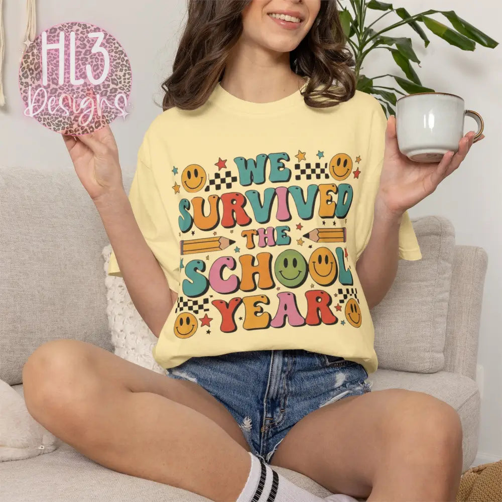 End Of School Tee - Comfort Color - Banana / S - T-Shirt