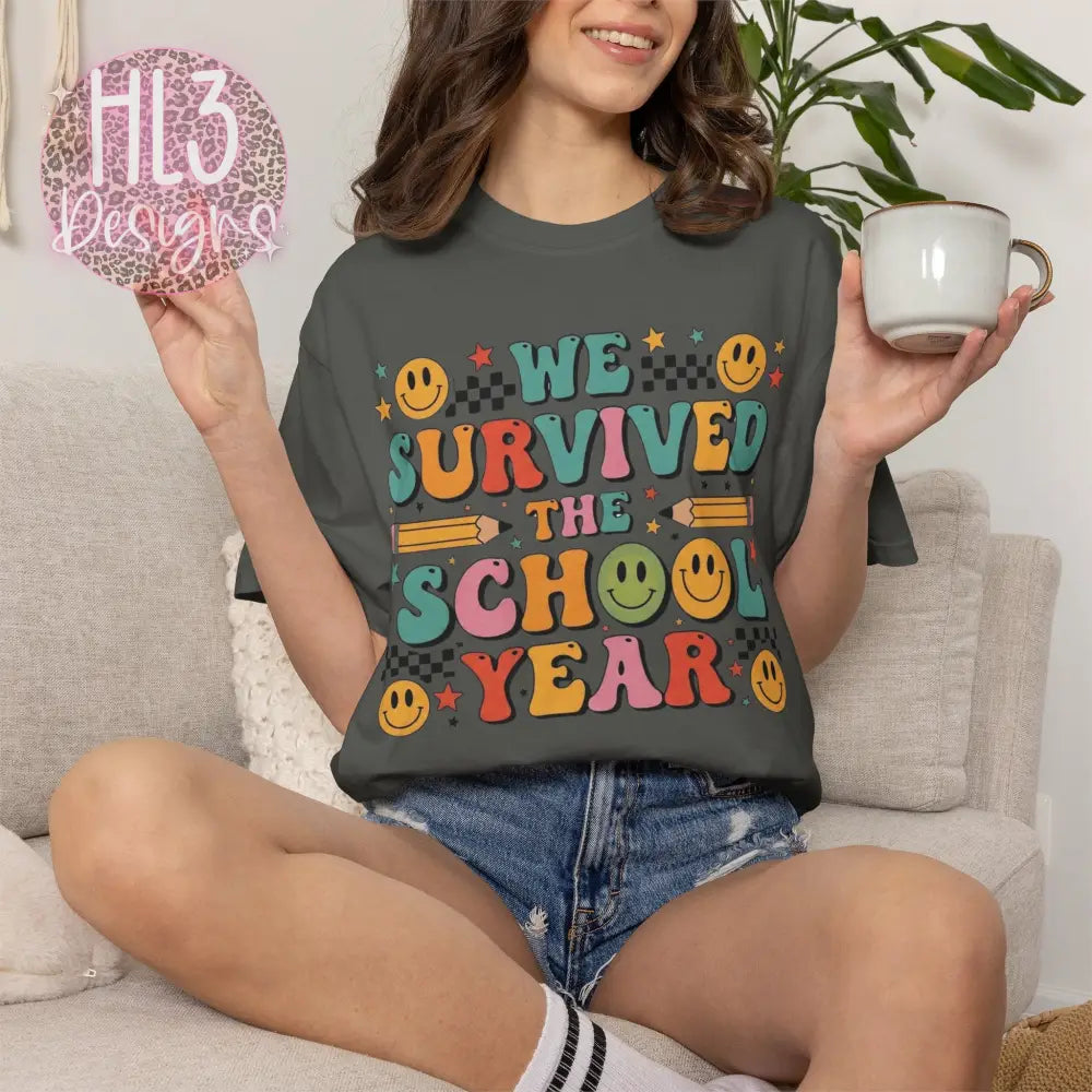 End Of School Tee - Comfort Color - Pepper / S - T-Shirt